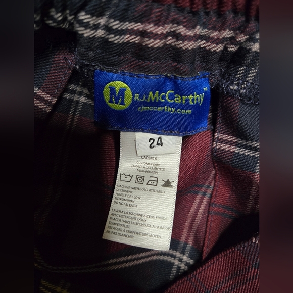 Plaid Kilt School Girl Made in Canada Pleated Academia Preppy Size M Skirt - Picture 3 of 3